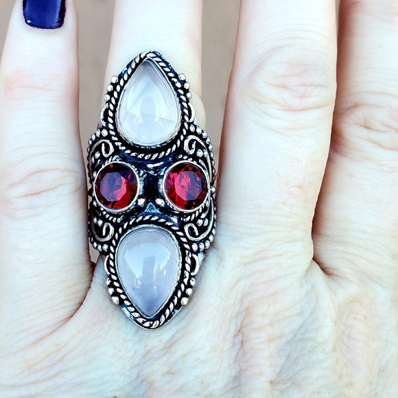 New Rose Quartz and Garnet 925 Silver Statement Ring. - Picture 8 of 15